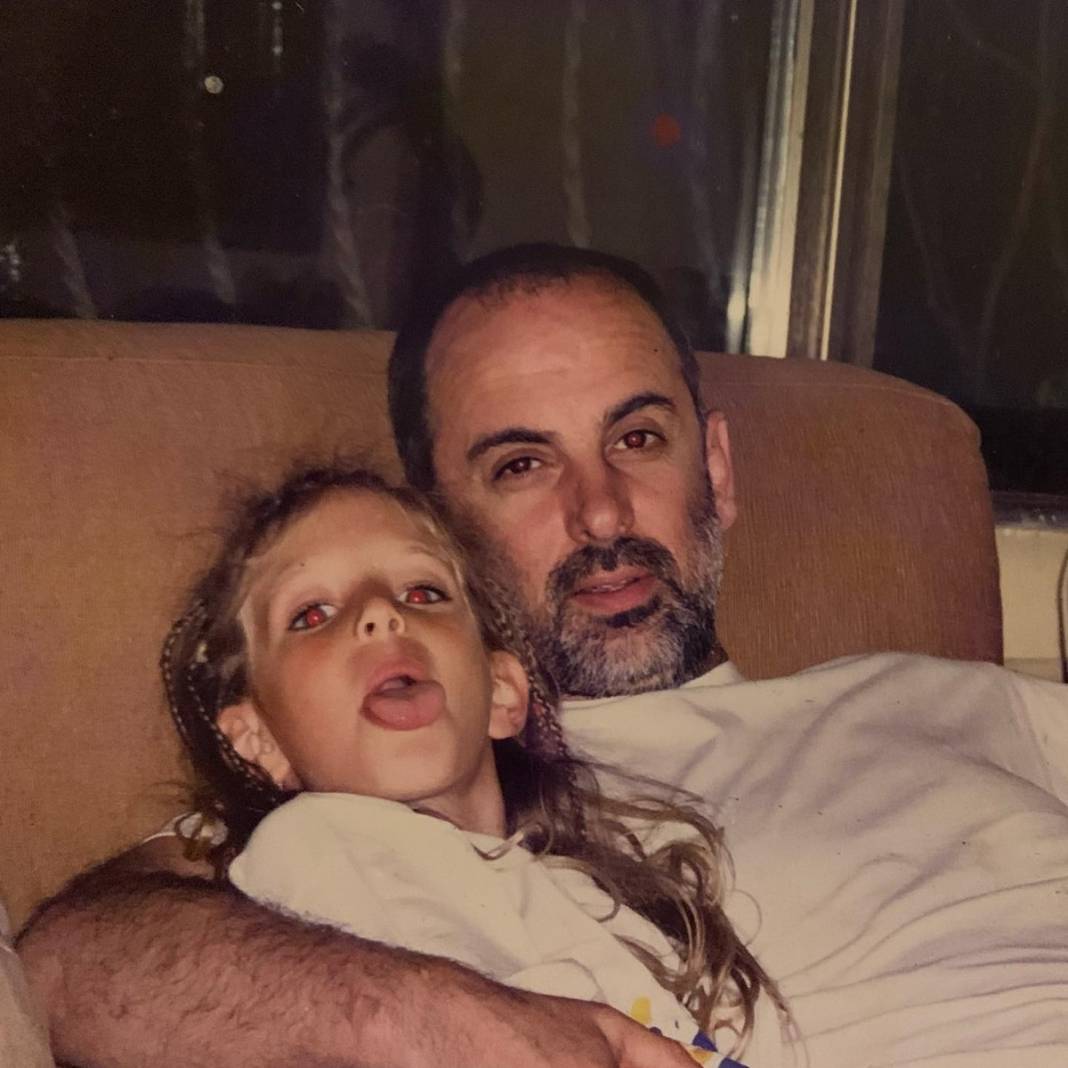 Bige Önal, rahmetli babasına yazdığı mesajla herkesi ağlattı! Kalbimde boşluk oluştu... 2